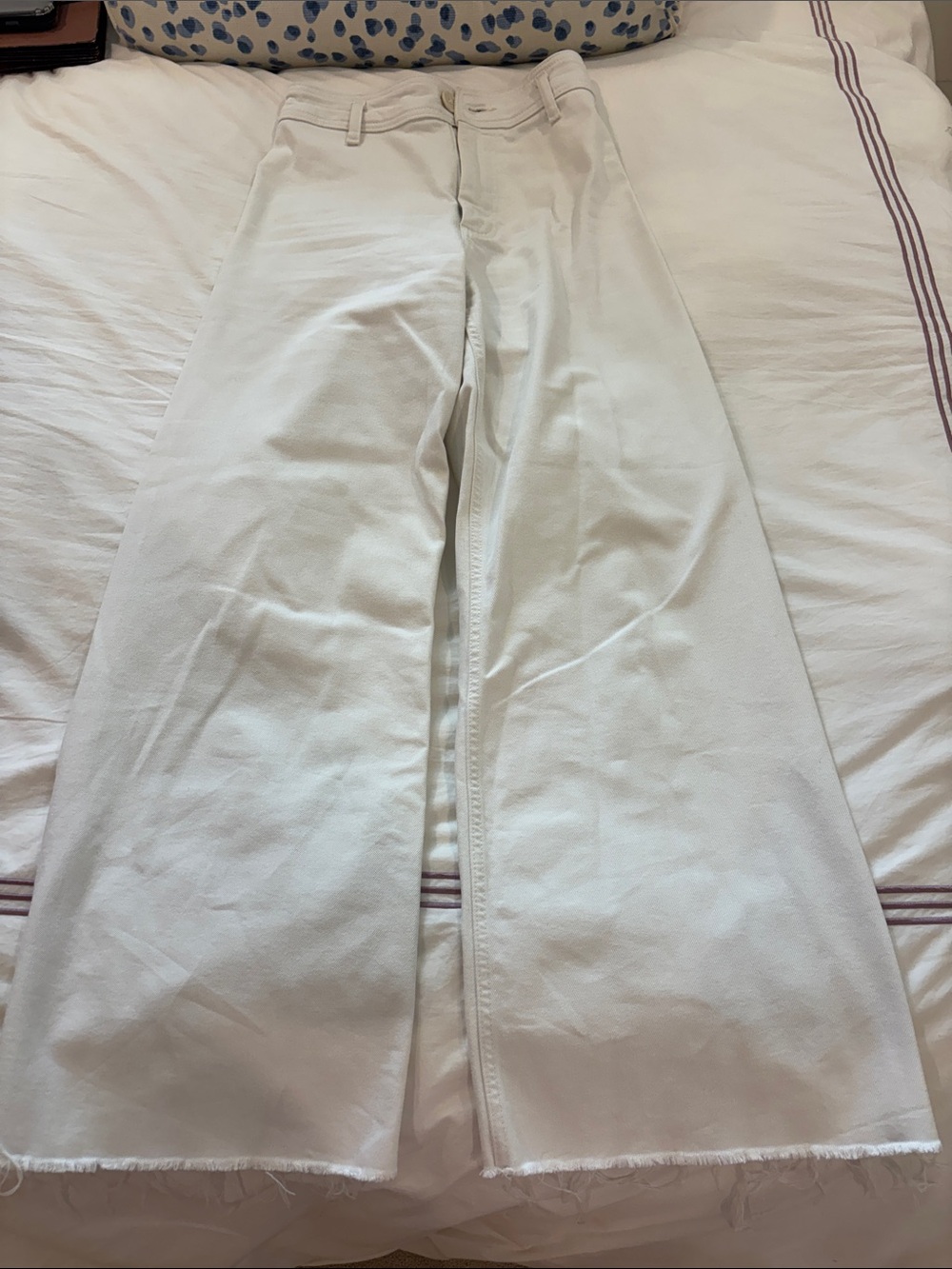 Zara wide legged jeans